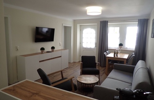 Grosskarlbach Apartamento | Vacation apartment "Burgweg" in the old winery