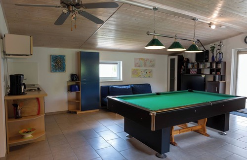 Hallbergmoos Apartamento | Vacation apartment in Hallbergmoos, near Munich Airport, Therme Erding
