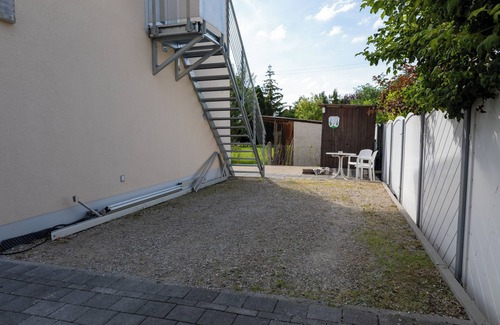 Hallbergmoos Apartamento | Vacation apartment in Hallbergmoos, near Munich Airport, Therme Erding