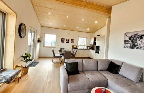 Hattgenstein Apartamento | Vacation apartment Traumpanorama in the HerberHaus Hunsrück - apartment/apartment, bath, WC,