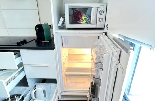 Ludwigsburg Apartamento | Vacation apartment Aramis- As good as new penthouse apartment ni yellow