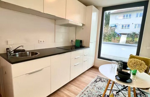 Ludwigsburg Apartamento | Vacation apartment Aramis- As good as new penthouse apartment ni yellow