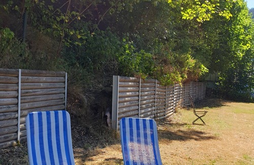 Obstfelderschmiede Apartamento | Vacation apartment Alte Schule Friedrich Fröbel