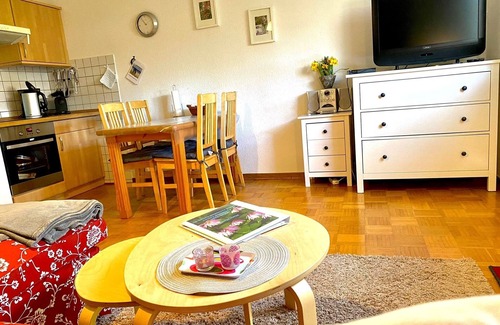Kabelhorst Apartamento | Vacation apartment/apartment for 4 guests with 58m² in Schwienkuhl (153805)