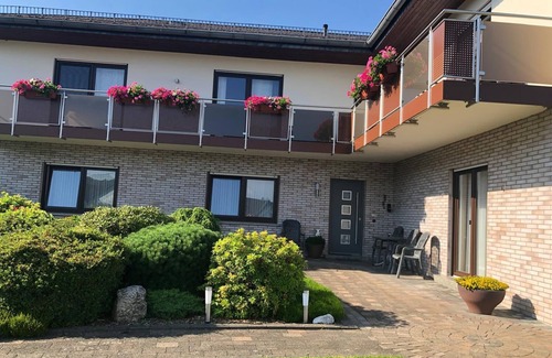 Straßenhaus Apartamento | Vacation apartment in the beautiful Westerwald ideal also as a monteur apartment