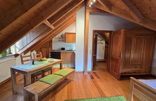 Erlabrunn Apartamento | Vacation apartment "Die Reblaus" 60sqm with 1 bedroom for 2 persons