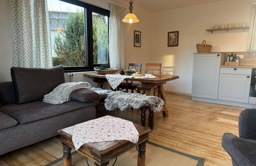 Utzerath Otro | Vacation apartment Eifelcottage - Landgut Pfauenhof