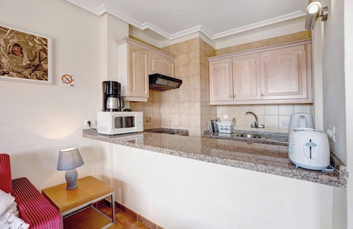 San Miguel de Abona Apartamento | Apartamento de vacaciones "Precioso En Golf De Sur" con piscina compartida,terraza privada y Wi-Fi