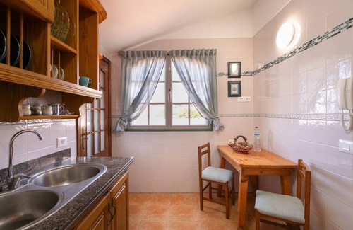 La Sabinita Apartamento | Apartamento de vacaciones 'Casa Abona' con vistas al mar, terraza privada y Wi-Fi