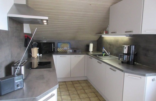 Fuerth Apartamento | Vacation apartment Farrnbach - Spacious (70sqm), quiet, 2 bedrooms with south-facing balcony