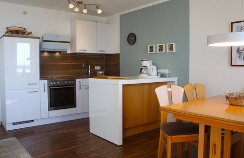 Oertzenhof Apartamento | Vacation apartment "Harms" on Poel