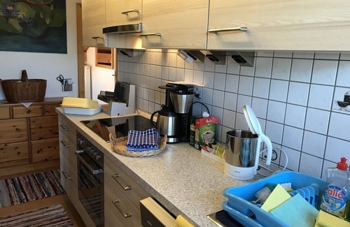 Langweid Apartamento | Himmel + Berge-Ferienwohnung, 65 metros cuadrados, 2 habitaciones, salón con sofá cama, comedor, cocina, ducha, inodoro, balcón