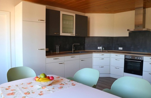 Goldelund Casa | Vacation apartment Hof Margarethental - Renovated half of the house for 6 persons on a beautiful