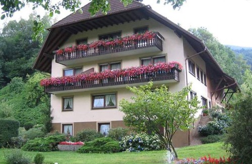 Simonswald Apartamento | Apartamento Kapellenblick, 45 metros cuadrados, 1 dormitorio, máx. 3 personas, 1 - 3 personas - herrería