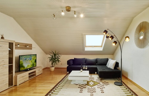 Niederemmel Apartamento | Vacation apartment Loreleyblick