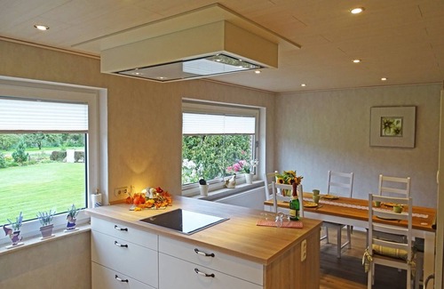Schwackendorf Apartamento | Acogedor apartamento en la granja con wifi y terraza para familias