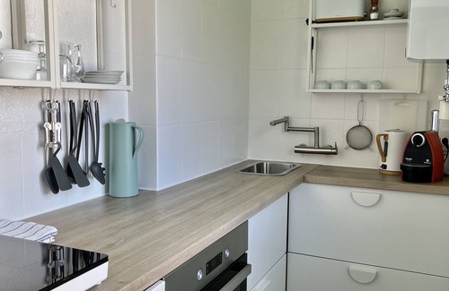 Faak am See Apartamento | Vacation apartment Mittagskogel 3 in the Dietrichsteinerhof with lake access