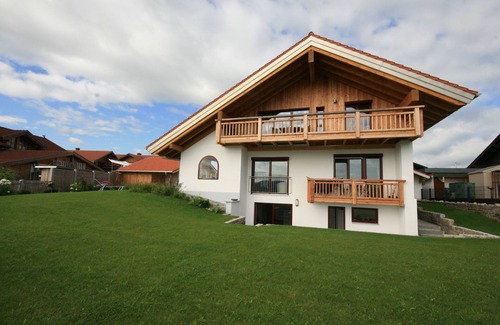 Schraden Apartamento | Vacation apartment "Mountain view attic"