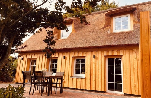 Grodersby Apartamento | Vacation apartment Reethaus L - summer house 54 in Grödersby near Arnis.