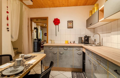 Triberg im Schwarzwald Apartamento | Apartamento de vacaciones 'Schwarzwald Nescht Triberg' con vistas a la montaña y WLAN
