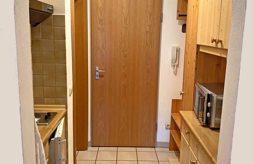 Aschau im Chiemgau Apartamento | Vacation apartment Sonnenschein 32 sqm, living room and bedroom, south-west facing balcony