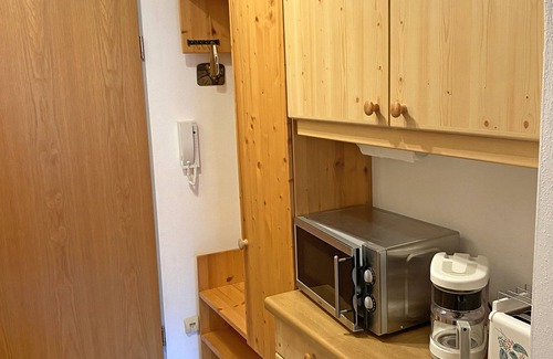 Aschau im Chiemgau Apartamento | Vacation apartment Sonnenschein 32 sqm, living room and bedroom, south-west facing balcony