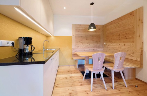 Feldthurns Apartamento | Apartamento de vacaciones "Teutenhofer Apfel" en la Granja con vistas a la montaña y jardín