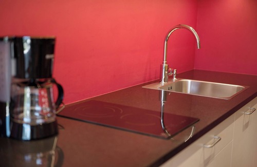 Feldthurns Apartamento | Apartamento de vacaciones "Teutenhofer Kirsche" en la granja con vistas a la montaña y jardín