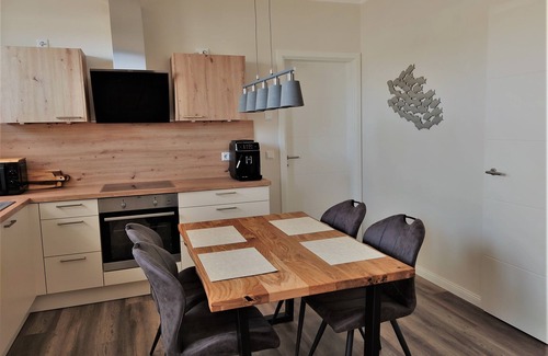 Dierhagen Ost Apartamento | Vacation apartment with 2 bedrooms on the first floor, directly behind the dune