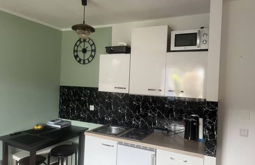 Scheuern Apartamento | Vacation apartment with covered terrace and beautiful view!