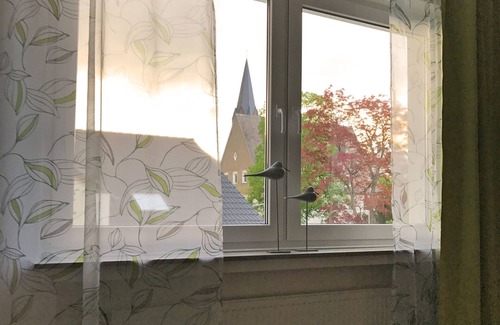 Neheim Apartamento | Vacation apartment with 2 bedrooms, 1 living/bedroom for max. 5 persons