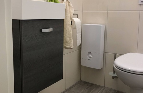 Neheim Apartamento | Vacation apartment with 2 bedrooms, 1 living/bedroom for max. 5 persons
