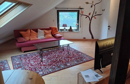Piesport Apartamento | Vacation apartment with wonderful view of the Moselle, quiet location, garden, parking, wifi