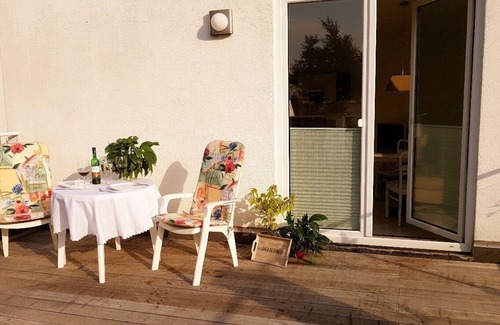 Burg-Grambke Apartamento | Vacation apartments on the Lesum - FeWo Lesmona - TOP long-term conditions