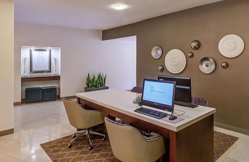 Buford Highway Casa | Modern Elegance in Downtown Atlanta! Swimming Outdoor Pool, Free Parking!