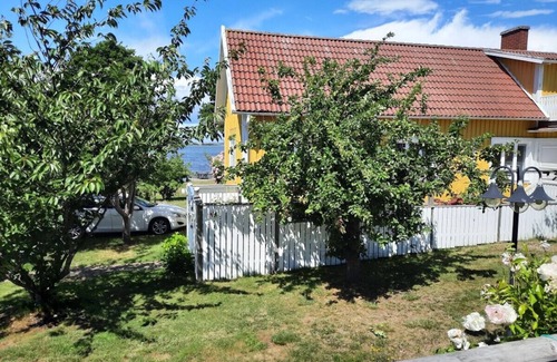 Bredavik Chalet De Esquí | Fantastic holiday home in Karlskrona Archipelago on Sturkö Island