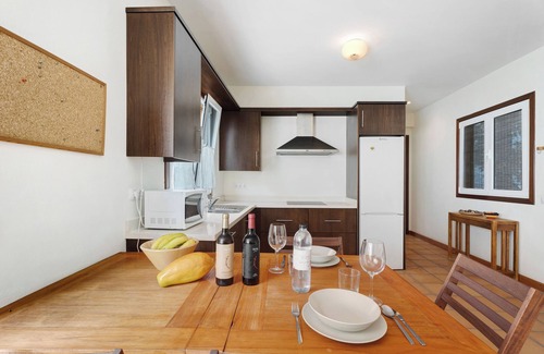 Playa San Juan Apartamento | Apartamento de vacaciones 'Finca La Calabacera Azul' con piscina compartida, terraza privada y Wi-Fi