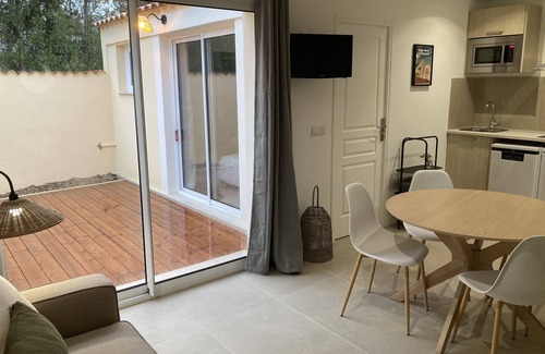 St.-Remy-de-Provence Cabaña | Vacation cottage with swimming pool in Saint-Rémy-de-Provence