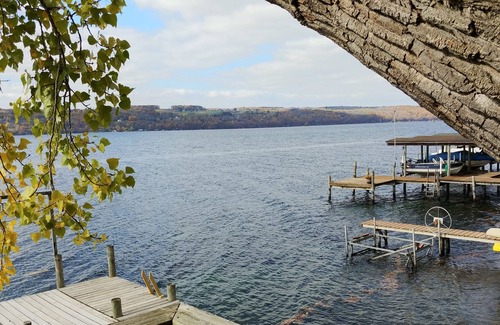 Valois Apartamento | Vacation Getaway, Amazing Views3 night minimum, sleeps 2