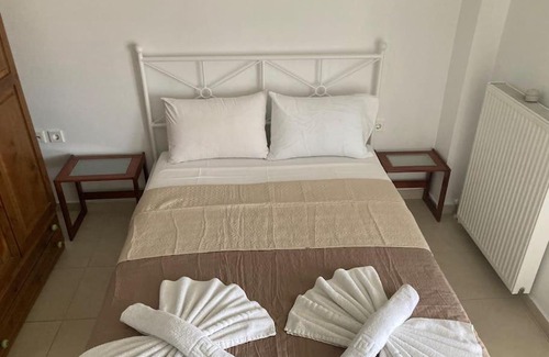 Flogita Apartamento | Vacation getaway Chalkidiki - spacious apartment close to the sea