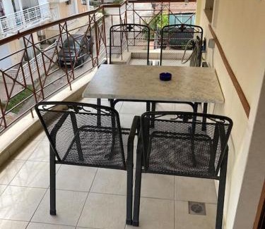 Flogita Apartamento | Vacation getaway Chalkidiki - spacious apartment close to the sea