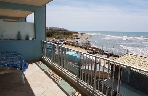 Casuzze Apartamento | Vacation home on the beach