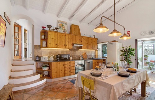 Sao Bras de Alportel Casa | Casa de vacaciones "Almóada - Eclectic Boutique" con vistas a la montaña, piscina y Wi-Fi