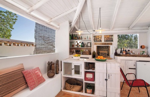 Sao Bras de Alportel Casa | Casa de vacaciones "Almóada - Eclectic Boutique" con vistas a la montaña, piscina y Wi-Fi