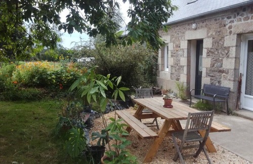 Pommerit-le-Vicomte Casa | Vacation home in the Breton countryside, only 30 minutes from the sea!