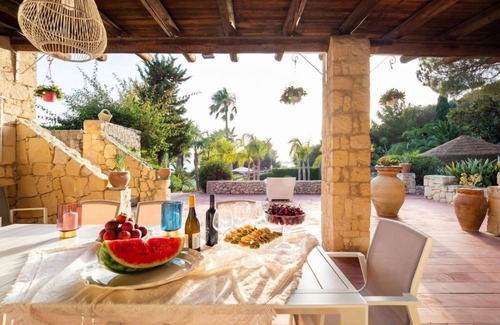 Plemmirio Villa | Chalet de alquiler vacaciones Italia, Sicilia, Sicilia, Siracusa, cerca de la playa junto al mar, a corto plazo villa de largo plazo para alquilar t