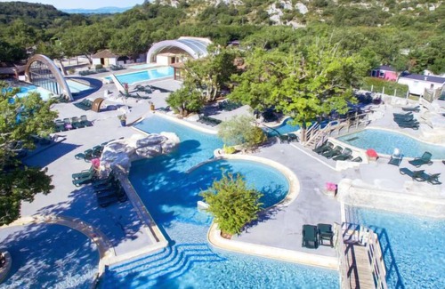 Saint Alban Auriolles Casa | Casa de vacaciones Camping Caravaning (AAR352) en St-Alban-Auriolles - 4 personas, 2 dormitorios