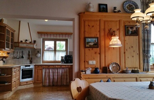 Untertraubenbach Apartamento | Vacation home (150sqm) with 3 bedrooms and large garden