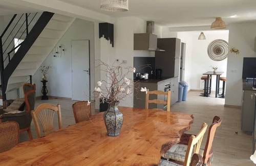 Cleder Casa | Vacation home -6 to 8 people