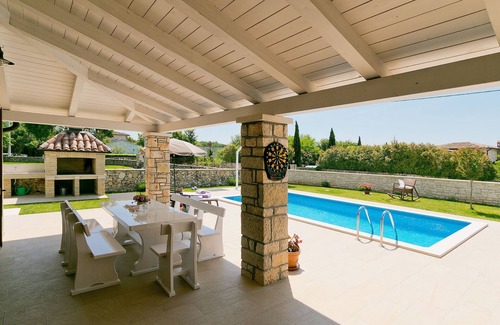 Radetici Casa | Casa de vacaciones Angela by Interhome